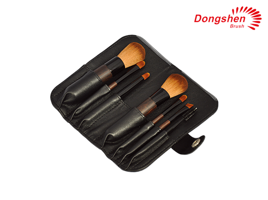 7pcs makeup travel brush set with case