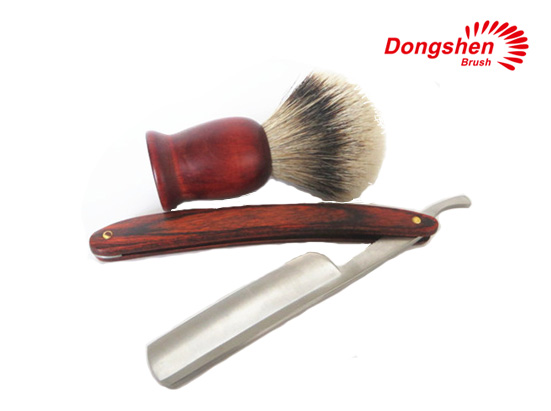 Wood handle shaving brush and straight razor for men